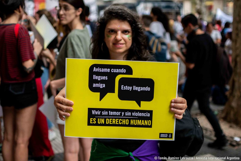 En un contexto de un femicidio cada 29 horas, eliminan la línea ...